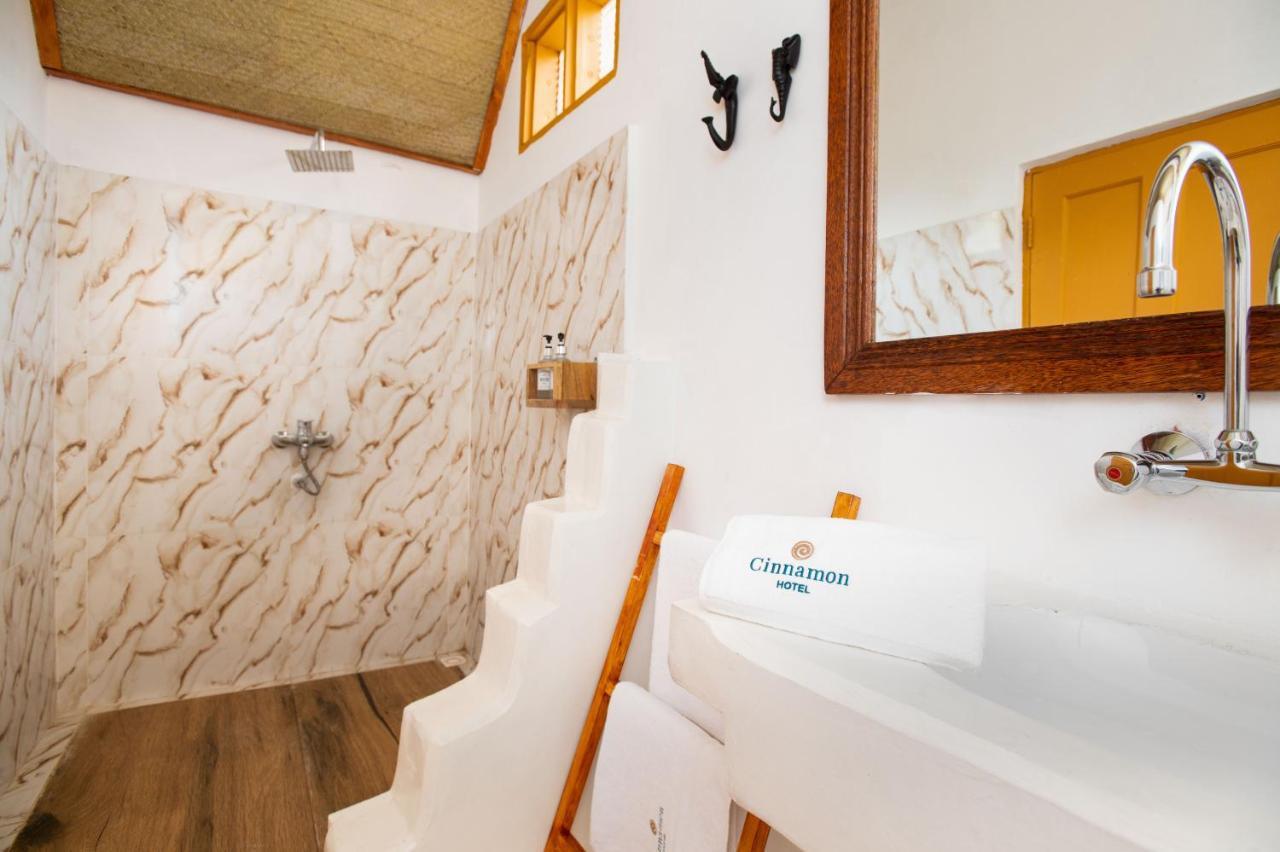 גאמביאני Cinnamon Hotel מראה חיצוני תמונה