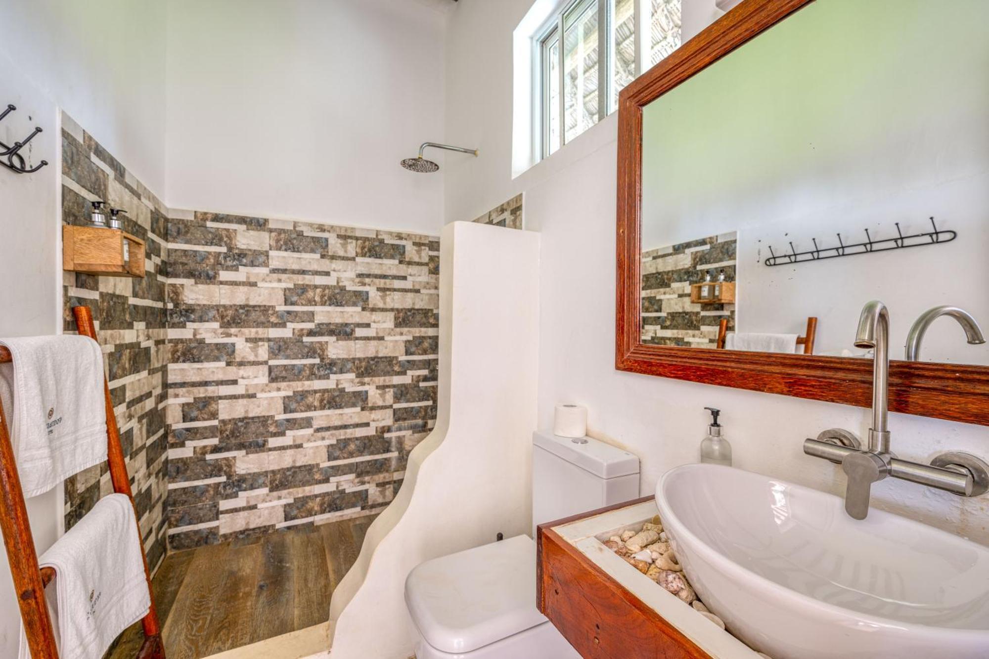 גאמביאני Cinnamon Hotel מראה חיצוני תמונה