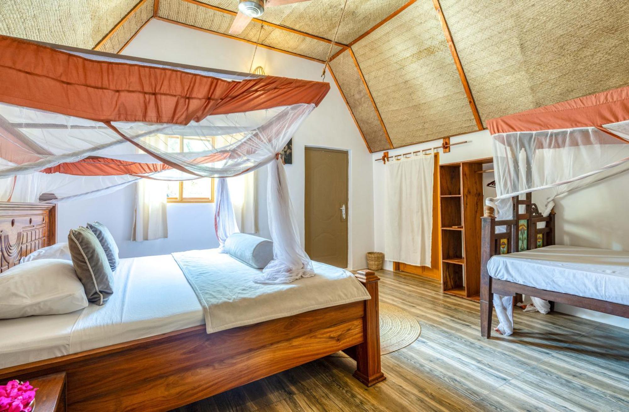 גאמביאני Cinnamon Hotel מראה חיצוני תמונה